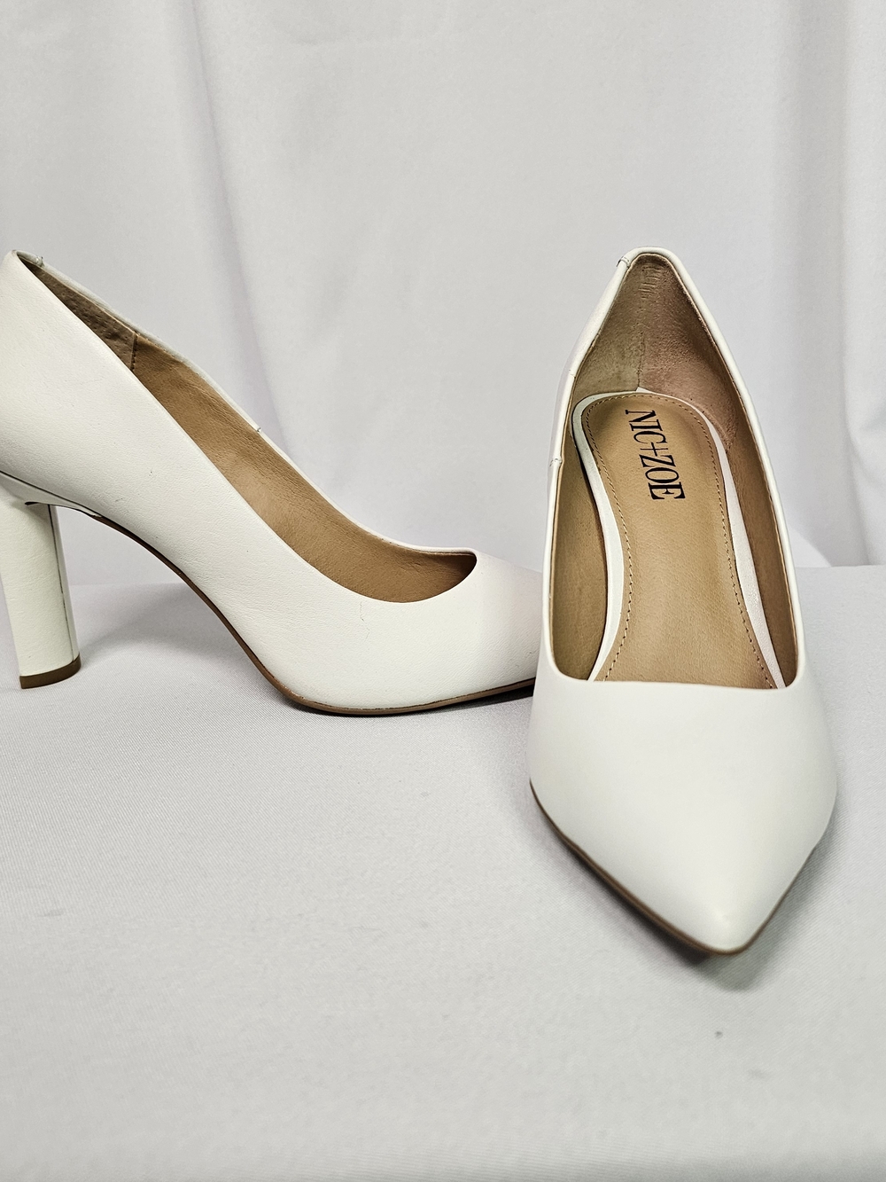 NIC+ZOE White Pointed Toe Mid Block Heel Pumps